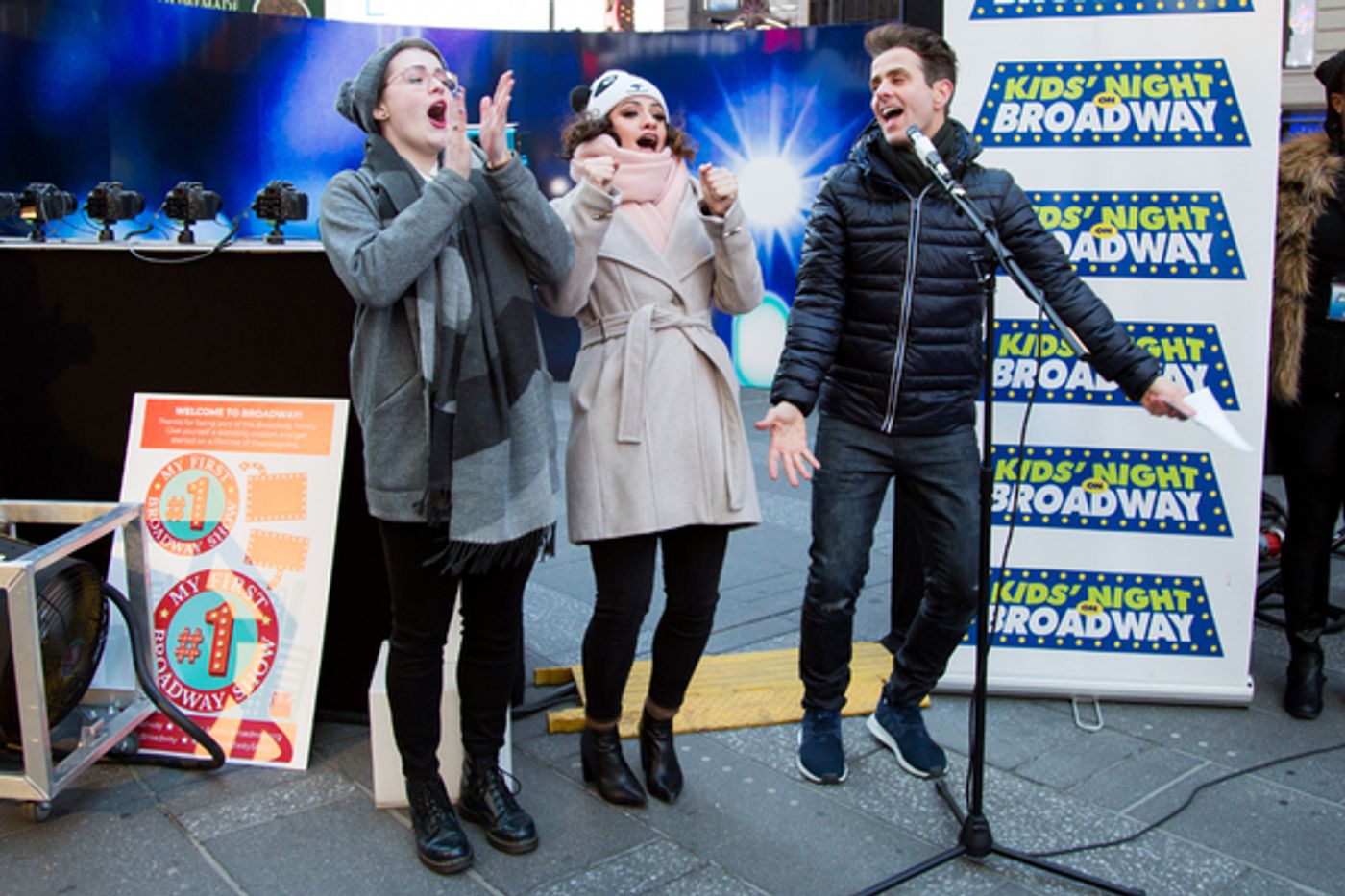 Photo Coverage: Joey McIntyre, Caitlin Kinnunen & Isabelle McCalla Help Kick Off Kids Night on Broadway in Times Square!  Image