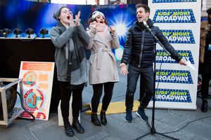 Caitlin Kinnunen, Isabelle McCalla, Joey McIntyre Photo