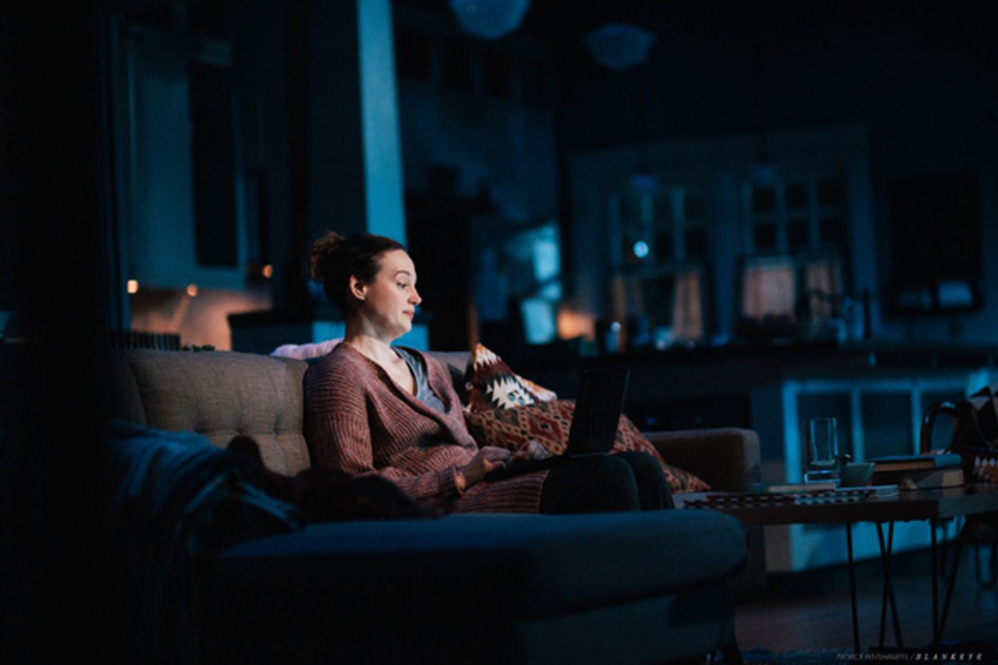 Photo Flash: TINY BEAUTIFUL THINGS At The Armory  Image