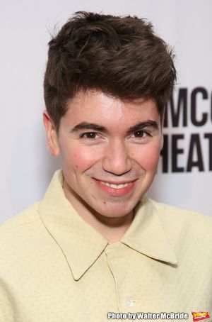 Noah Galvin Photo