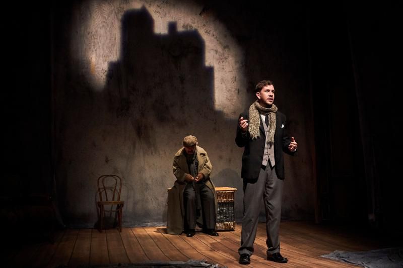 Review: THE WOMAN IN BLACK at the Seattle Rep Will Send a Chill Up Your Spine  Image