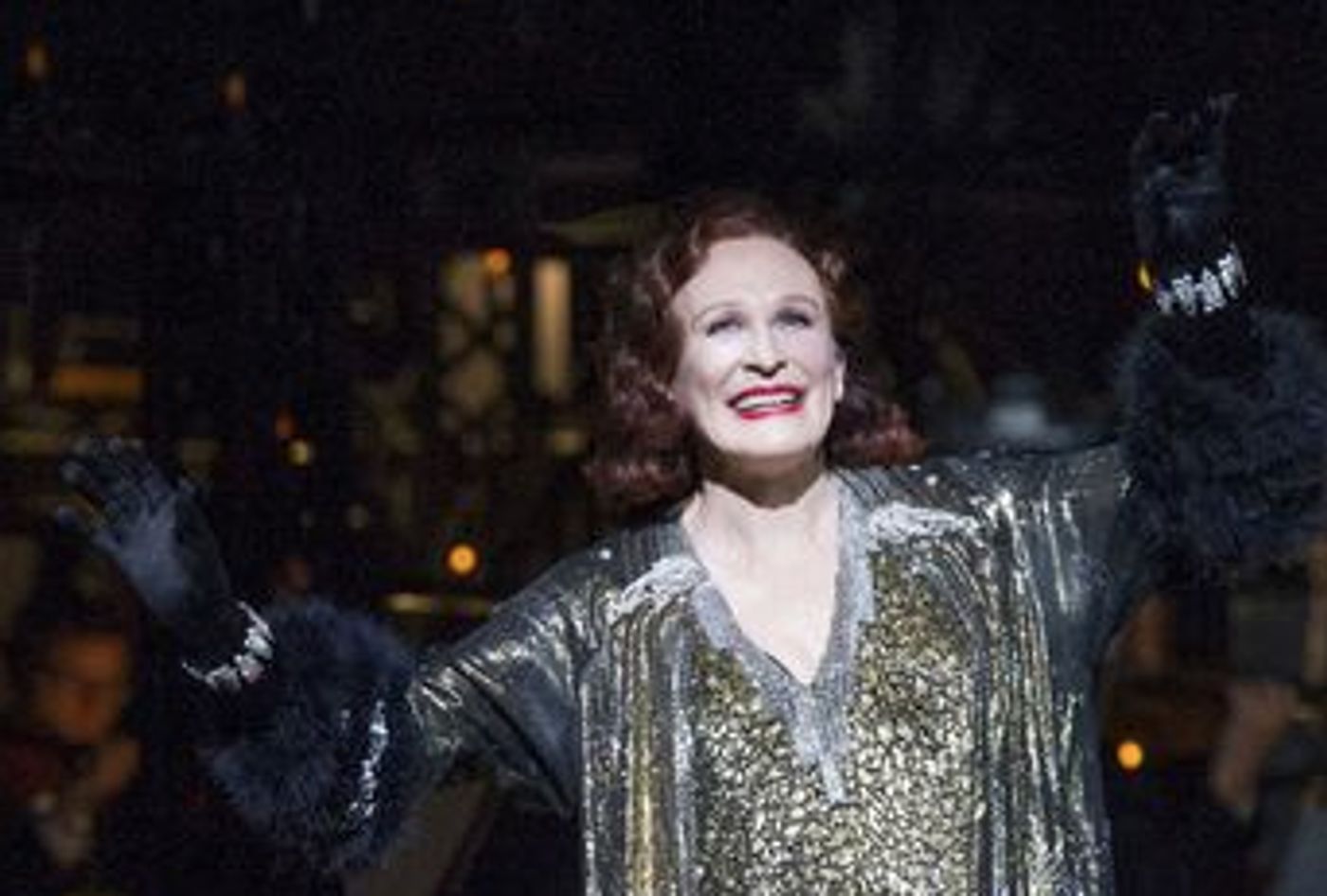 Wake Up With BWW 3/1: KING LEAR Casting, RENT on FOX Cast Recording, and More!  Image