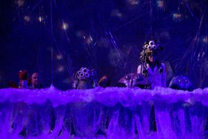 Phillip Taratula, Sifiso Mabena, Julia Rose Duray, Sifiso Mabena, Mia Pak & Richard Saudek @ BroadwayWorld Phillip Taratula, Sifiso Mabena, Julia Rose Duray, Sifiso Mabena, Mia Pak & Richard S Photo