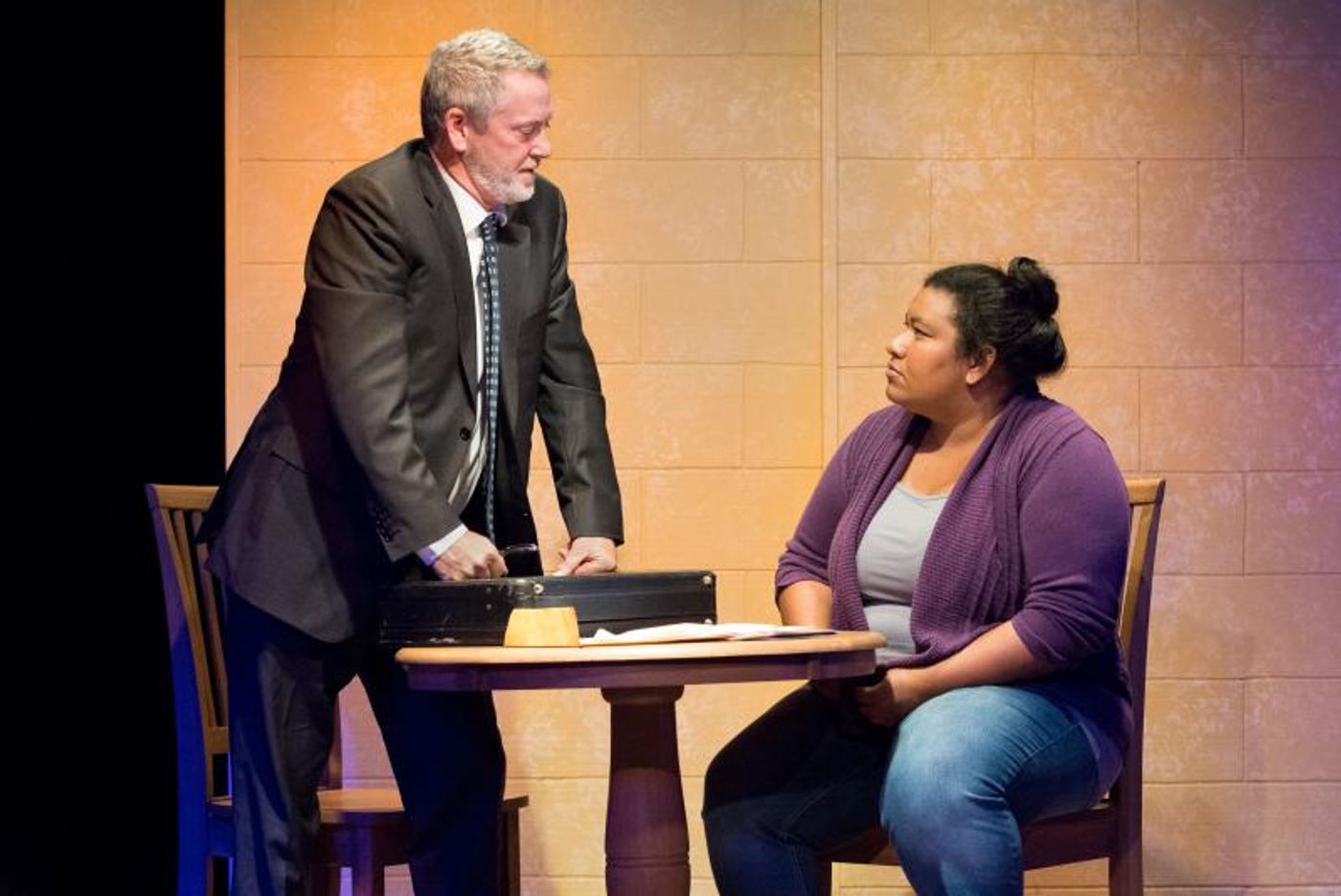 Review: WHITE GUY ON THE BUS at Dezart Performs: There's No Safety in Numbers  Image