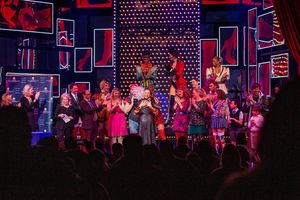 Callum Francis, Cyndi Lauper, and the Cast of KINKY BOOTS @ BroadwayWorld Callum Francis, Cyndi Lauper, and the Cast of KINKY BOOTS Photo