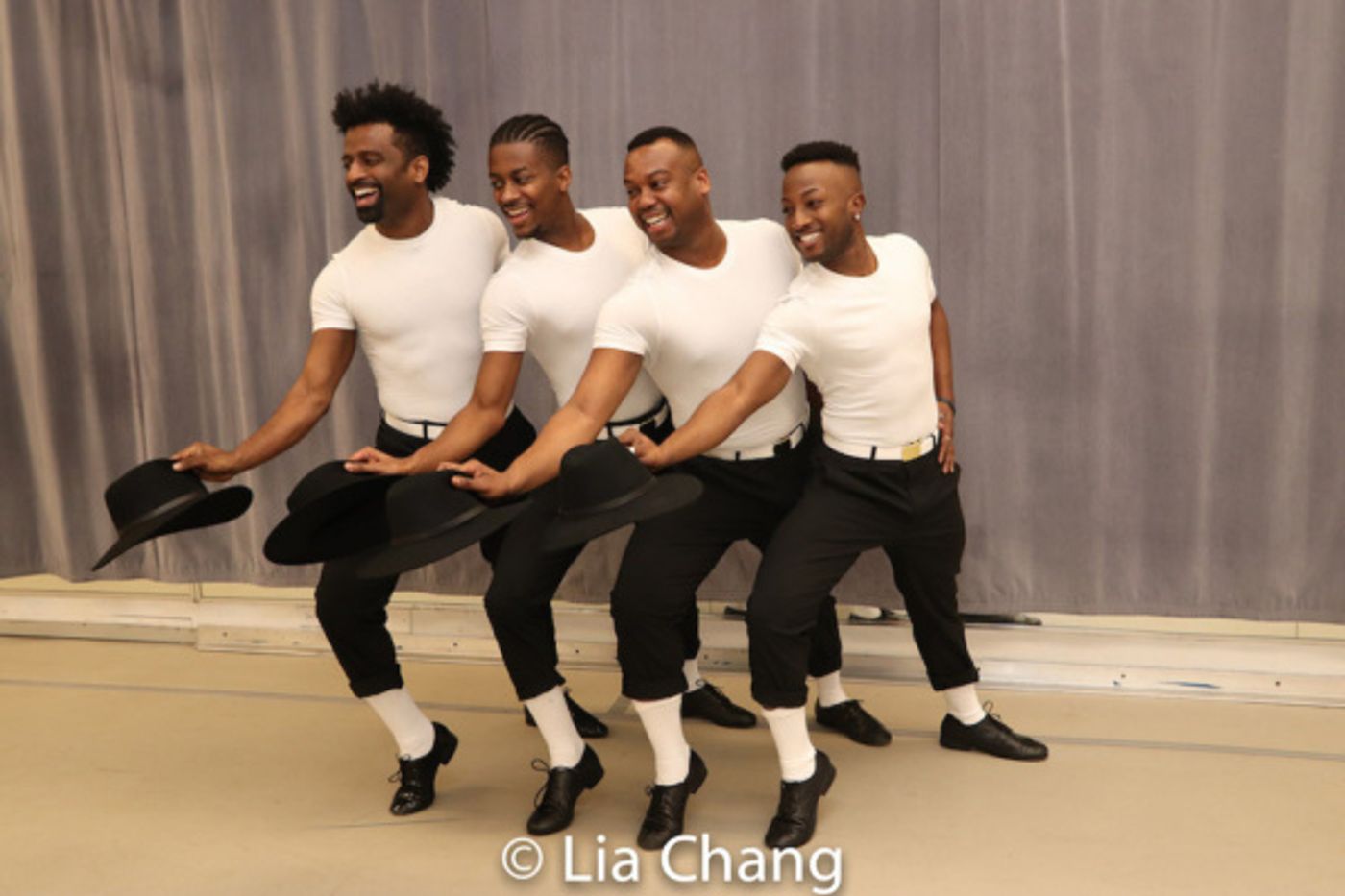 Photo Flash: Chatting With Director Andre De Shields In The SOPHISTICATED LADIES Rehearsal Room  Image