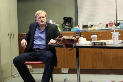 Jim Poole as Ray Photo