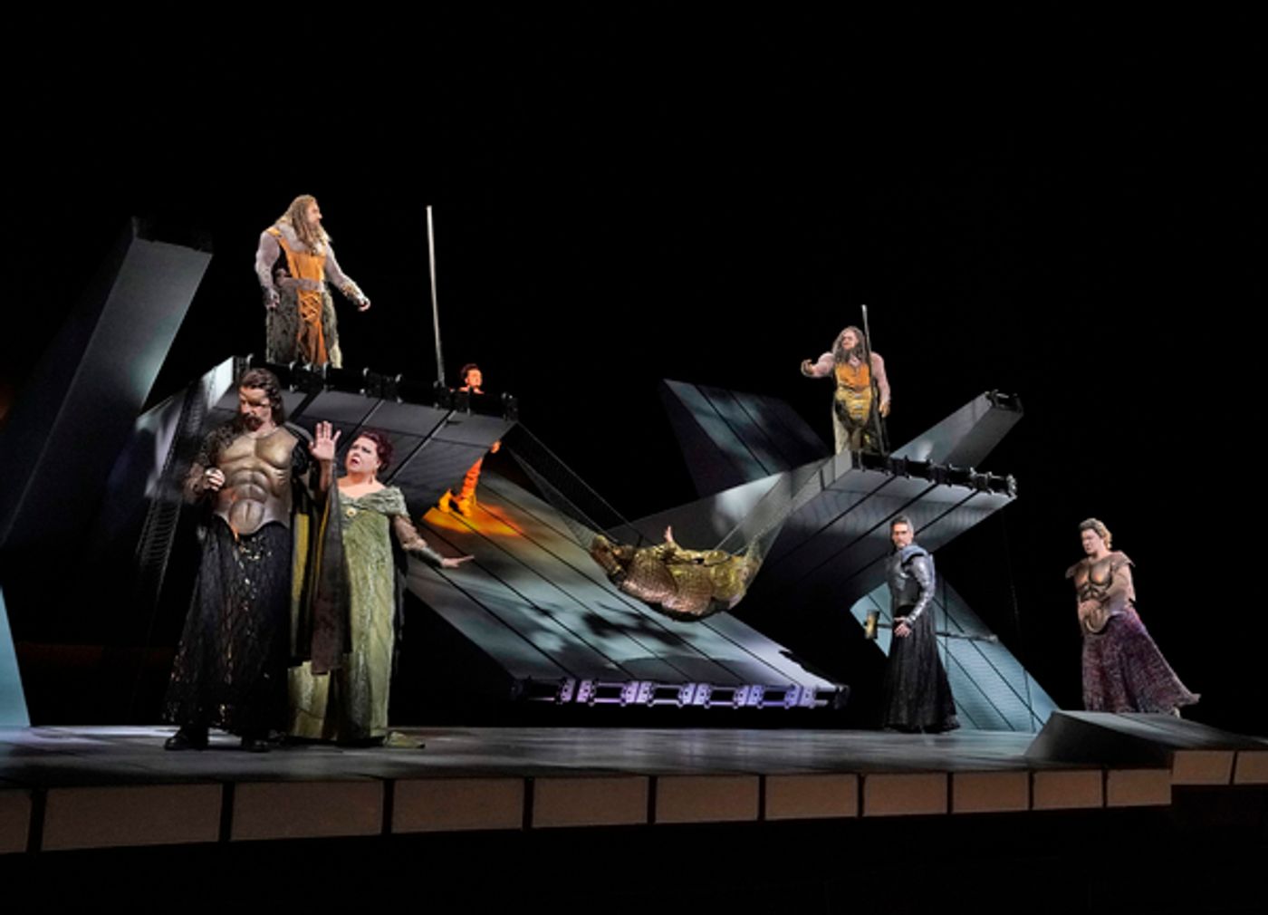 Photo Flash: Get A First Look At DAS RHEINGOLD at The Met  Image