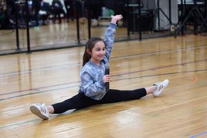 Brandon Victor Dixon, Damaris Lewis, Jackie Aitken and Samantha Berger Photo