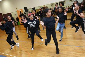 Damaris Lewis @ BroadwayWorld Damaris Lewis Photo