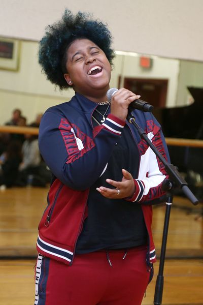 Damaris Lewis Photo