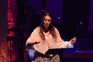 Melissa Errico Photo