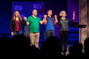 Heidi Blickenstaff, Hunter Bell, Jeff Bowen, Susan Blackwell @ BroadwayWorld Heidi Blickenstaff, Hunter Bell, Jeff Bowen, Susan Blackwell Photo