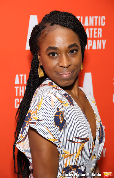 Kristolyn Lloyd  Photo