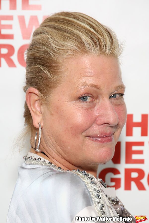 Photo Coverage: The New Group Honors Edie Falco at Spring Gala! — photo 12 of 61