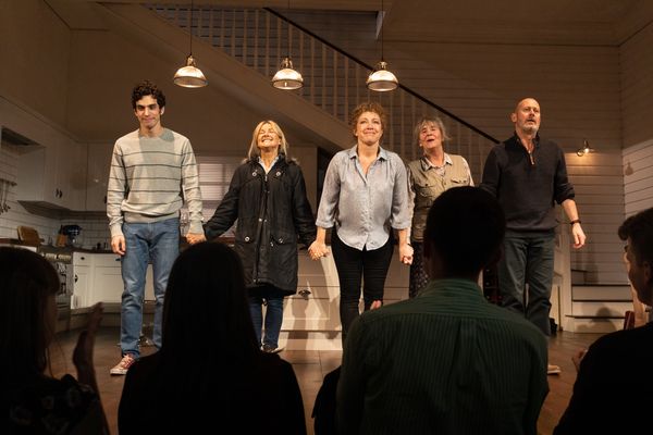 Photo Flash: The Stars Come Out for Press Night for ADMISSIONS at Trafalgar Studios — photo 3 of 32