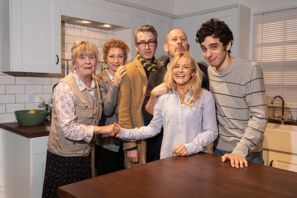 Photo Flash: The Stars Come Out for Press Night for ADMISSIONS at Trafalgar Studios — photo 4 of 32