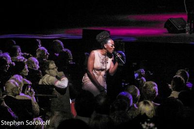 Sy Smith Photo