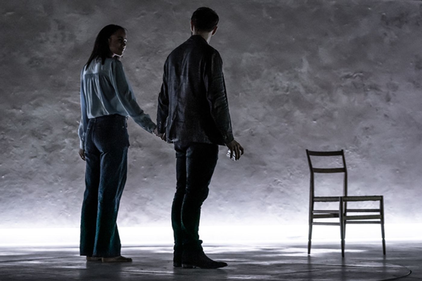 Photo Flash: First Look at Tom Hiddleston and Cast in BETRAYAL  Image