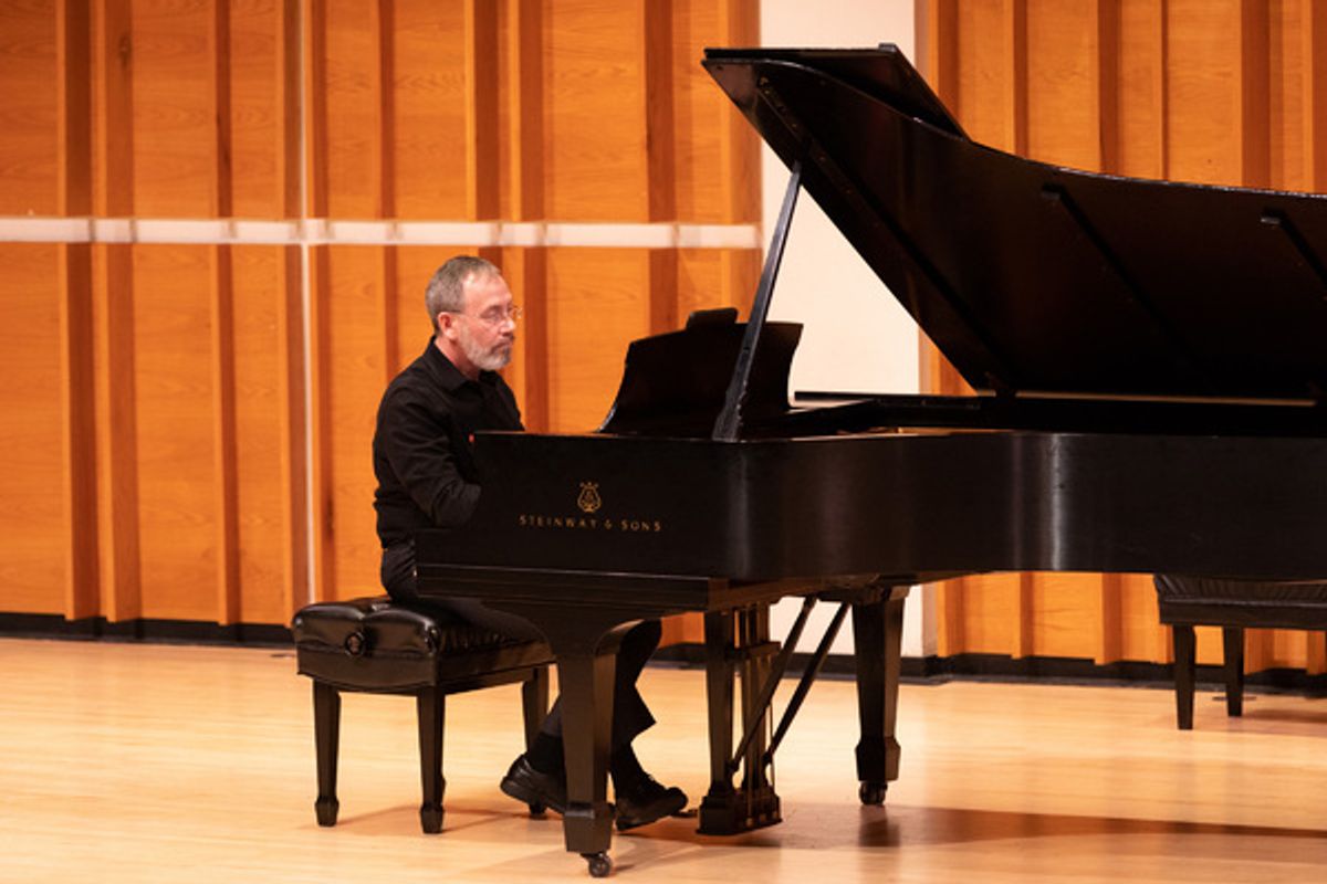 Benjamin Loeb playing a Nazareth tango at 