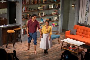 Sendhil Ramamurthy and Kavi Ladnier Photo