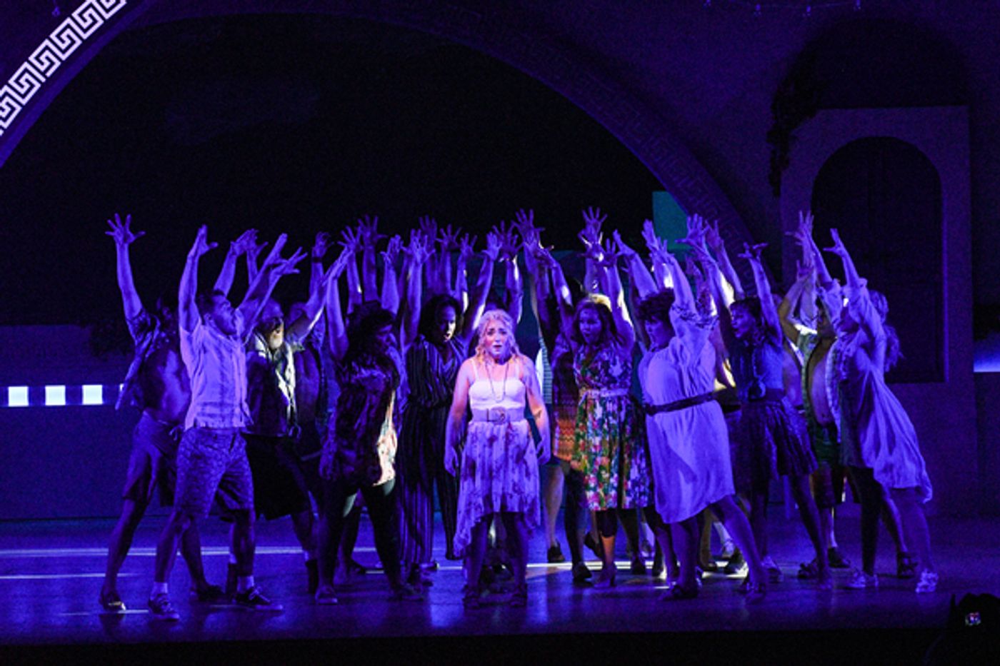 Photo Flash: First Look At MAMMA MIA! At Arizona Broadway Theatre!  Image
