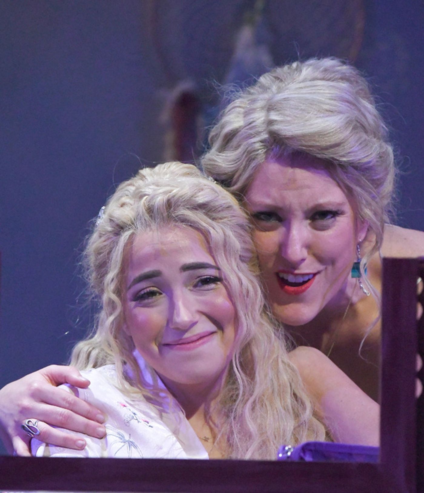 Photo Flash: First Look At MAMMA MIA! At Arizona Broadway Theatre!  Image