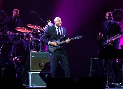 Bernie Williams Photo
