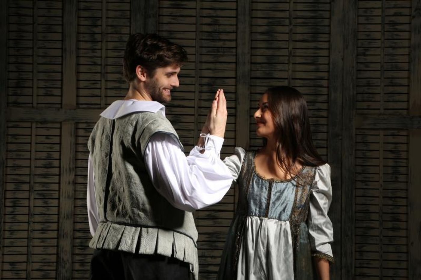 SHAKESPEARE IN LOVE Closes Out Nashville Rep's 2018-19 Season at TPAC's Johnson Theatre  Image