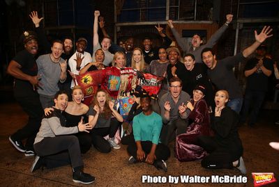 Erica Mansfield, Will Chase, Kelli Oâ€™Hara, Corbin Bleu and the cast Photo