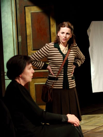 Penelope Wilton, Ophelia Lovibond Photo