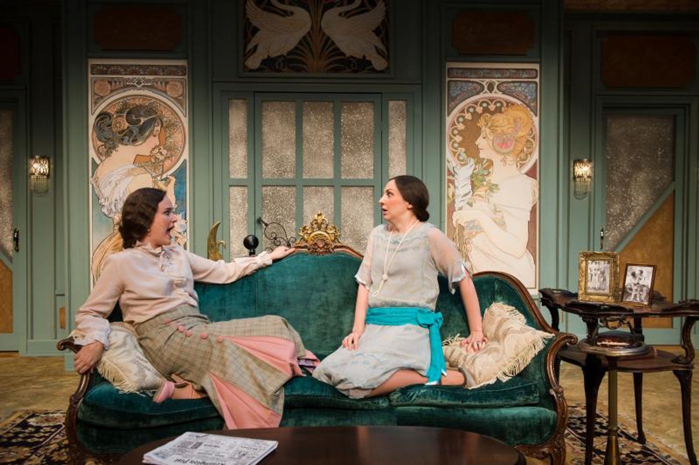 Review: FALLEN ANGELS at NextStop Theatre Company  Image