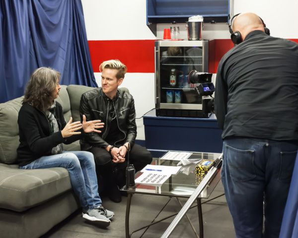 Photo Flash: Star Of JUKEBOX HERO Musical Crashes Foreigner Concert With Surprise Guest Appearance  Image