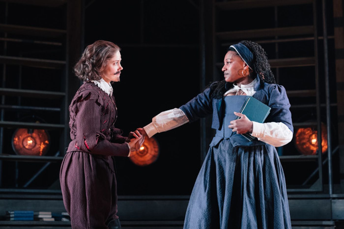 Photo Flash: First Look at EMILIA at the Vaudeville Theatre  Image