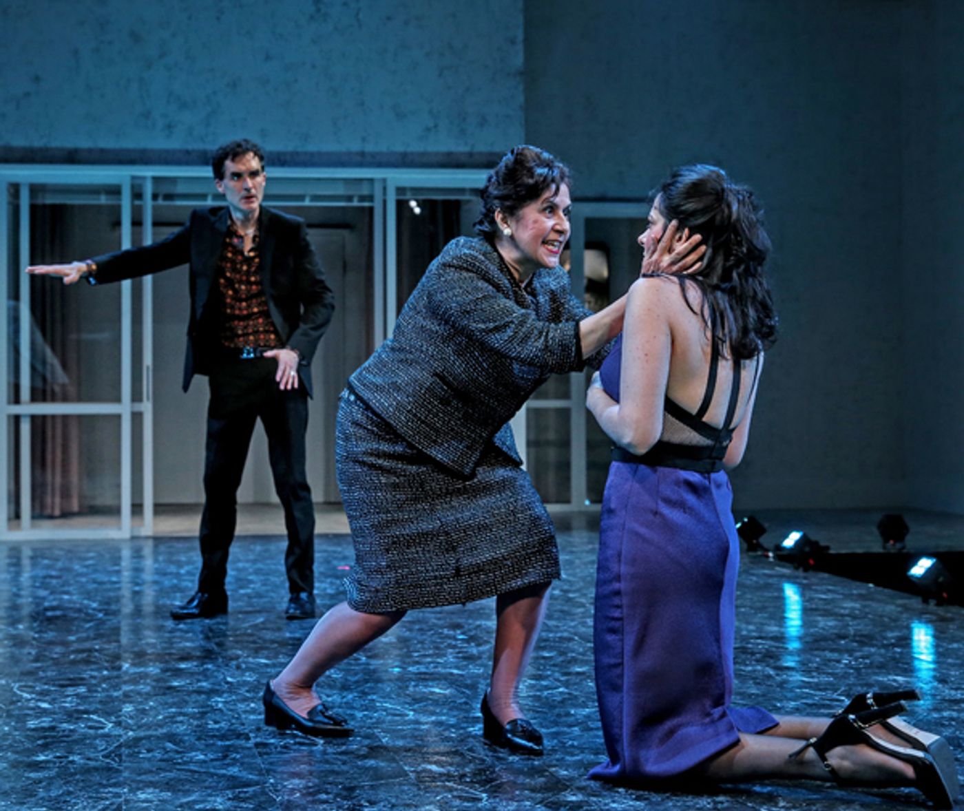 Photo Flash: First Look At THE WHITE DEVIL At Lucille Lortel Theatre  Image