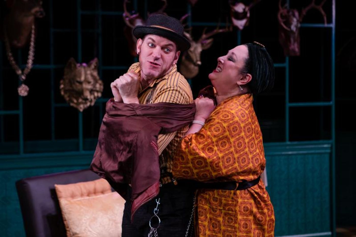 Review: Join the Party with Seattle Shakes' Uproarious SHE STOOPS TO CONQUER  Image