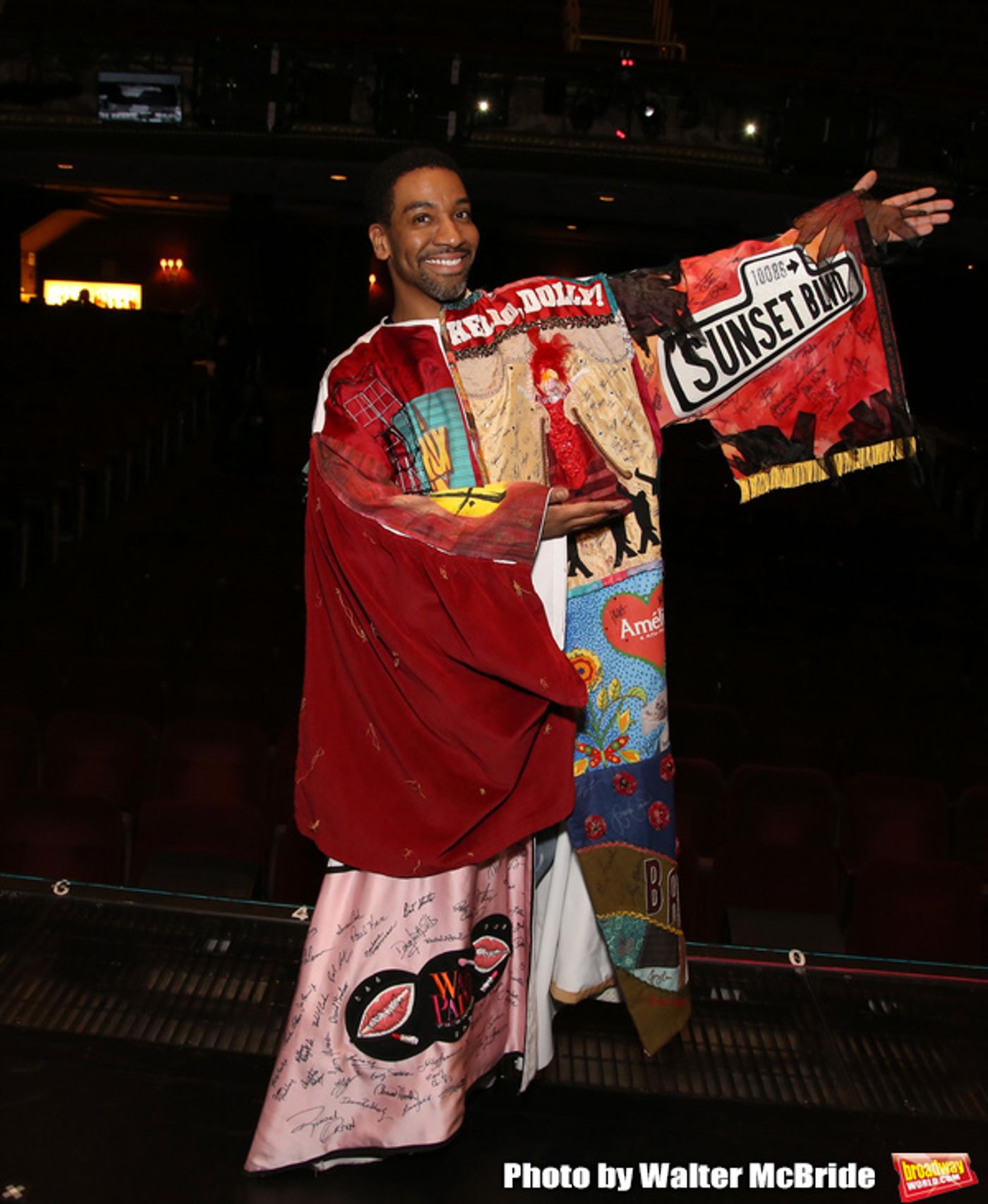 Photo Coverage: E. Clayton Cornelious Receives the Legacy Robe For AIN'T TOO PROUD  Image