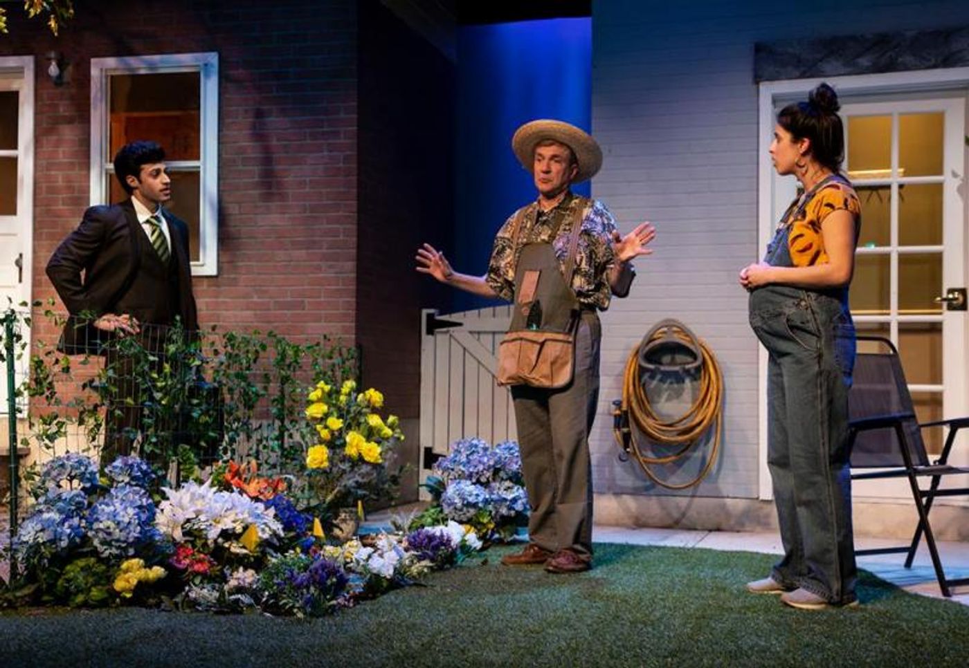 Review:  Eagle Theatre's Regional Premier of NATIVE GARDENS  Image