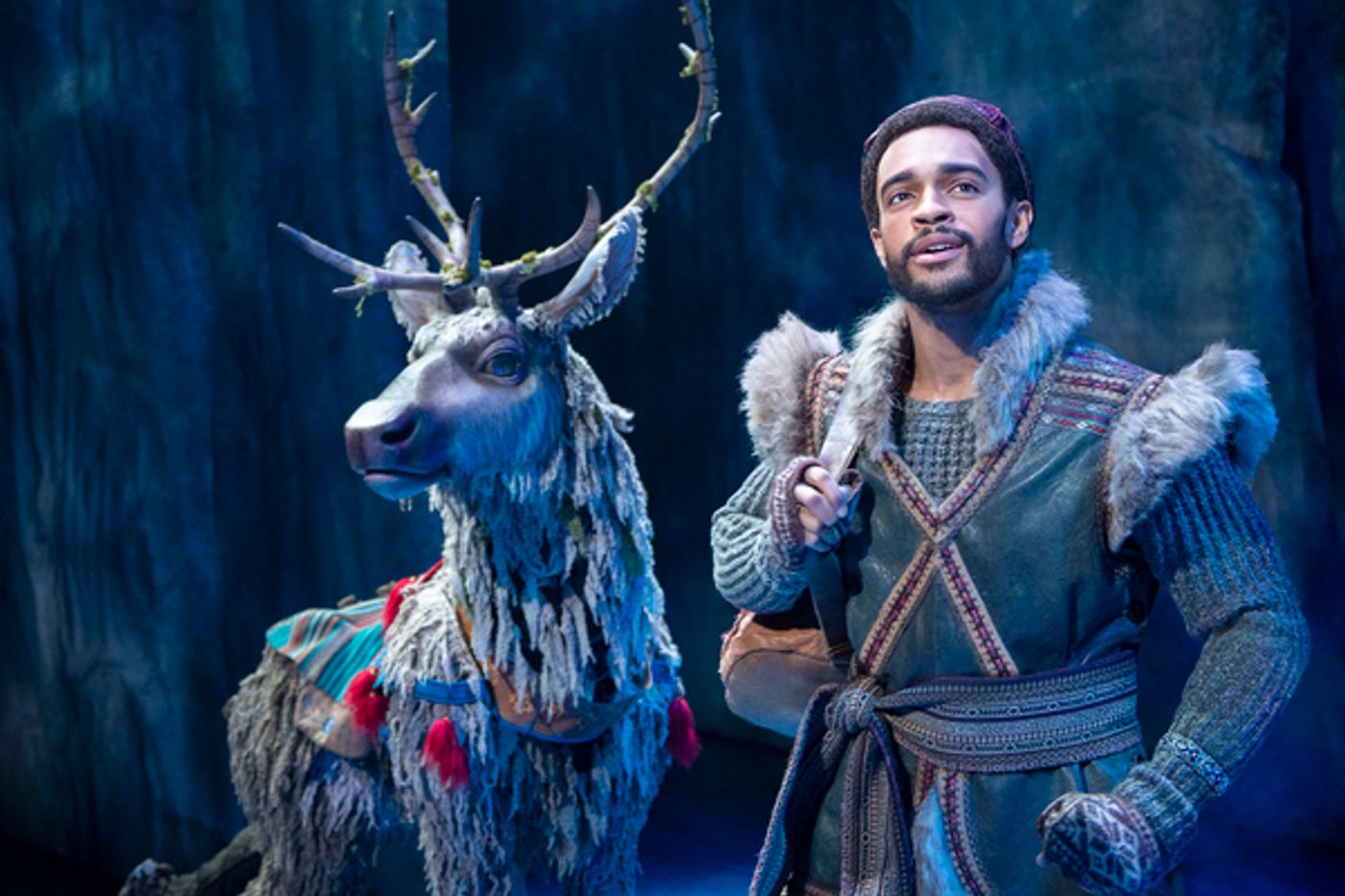 Photo Flash: Check Out These All New Photos of FROZEN's New Cast Members!  Image