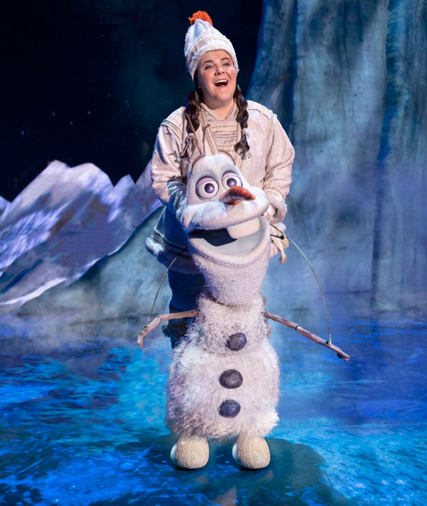 Photo Flash: Check Out These All New Photos of FROZEN's New Cast Members!  Image