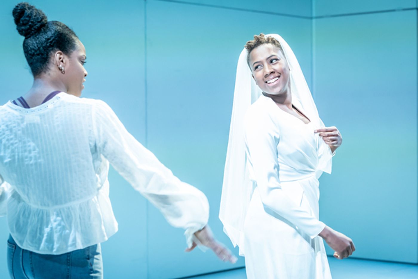 Photo Flash: First Look at THE PHLEBOTOMIST at Hampstead Theatre  Image