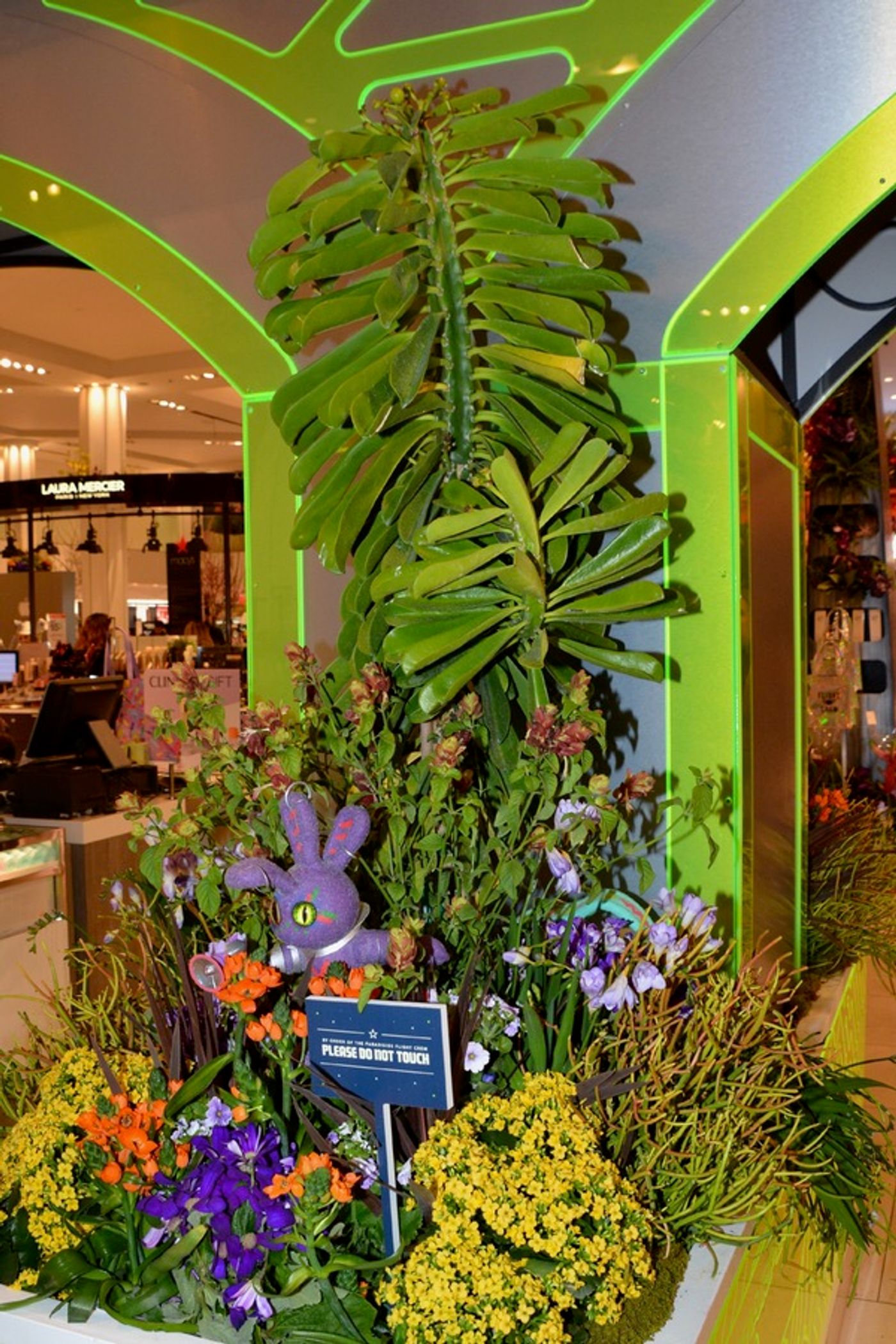 Photo Coverage: MACY'S FLOWER SHOW- Journey to Paradisios Operation: Inspiration  Image