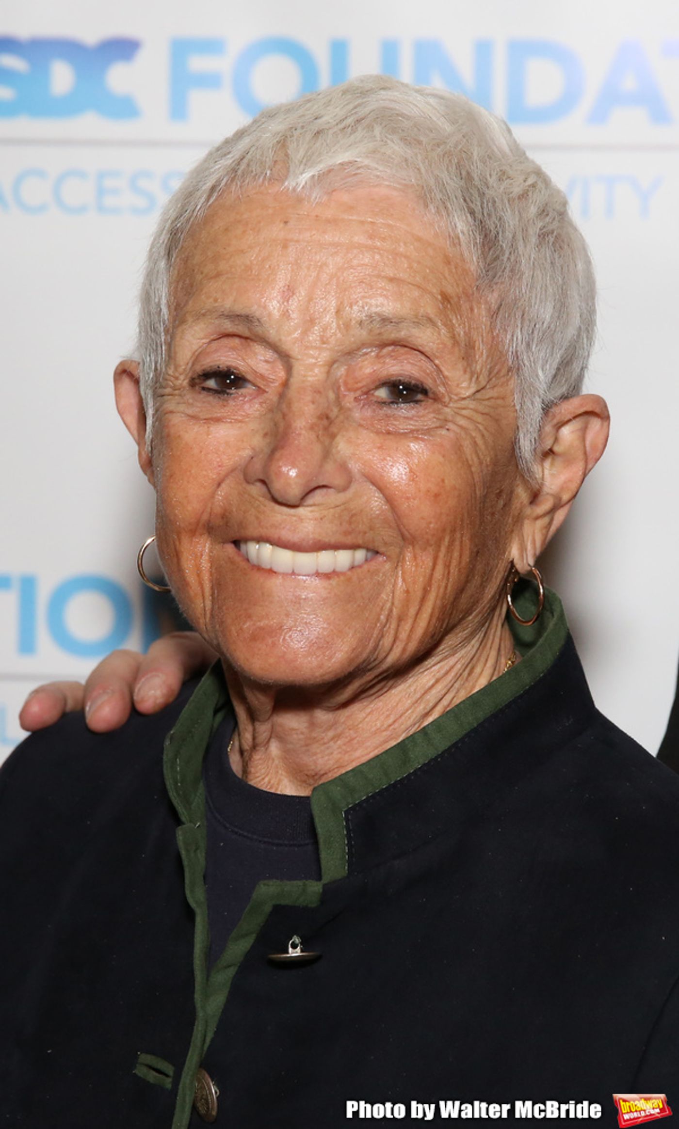 Photo Coverage: SDCF Honors Victoria Traube at Mr. Abbott Awards Gala  Image