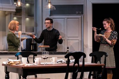 Everyman Theatre, Baltimore MD    DINNER WITH FRIENDS    Beth Hylton*, M. Scott McLea Photo