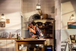 Everyman Theatre, Baltimore MD    DINNER WITH FRIENDS    Beth Hylton*, M. Scott McLea Photo