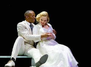 Azudi Onyejekwe, Doreen Taylor @ BroadwayWorld Azudi Onyejekwe, Doreen Taylor Photo