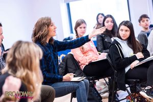  Laura Osnes with Broadway Workshop students Photo