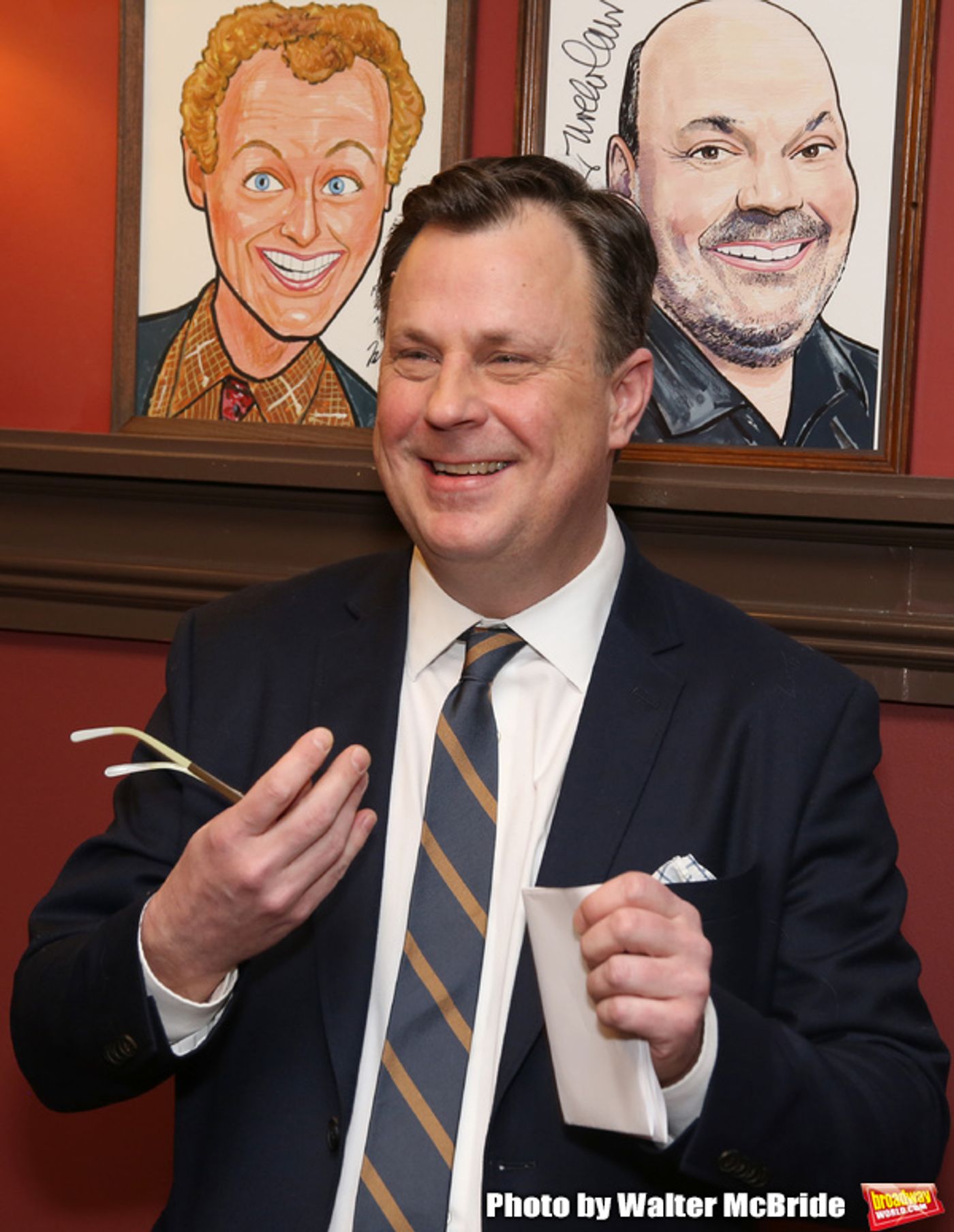 Photo Coverage: Sardi's Unveils Portrait of THE PROM Star Beth Leavel!  Image