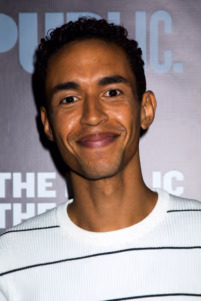 Kyle Beltran  Photo