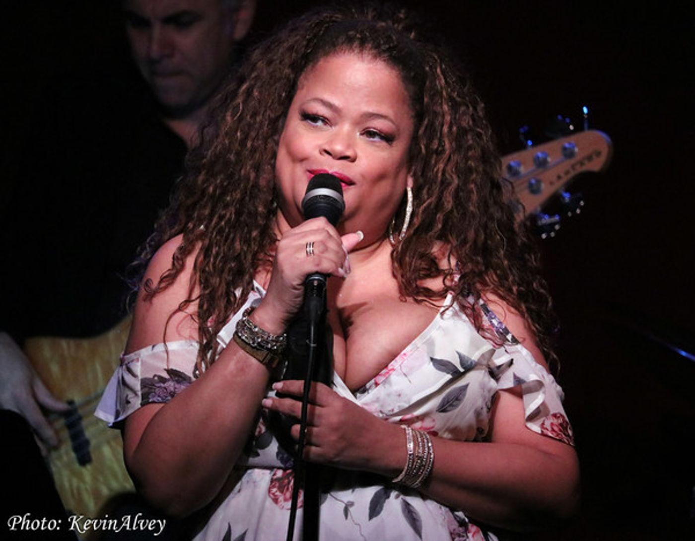 Photo Flash: Natalie Douglas Thrills at Birdland  Image